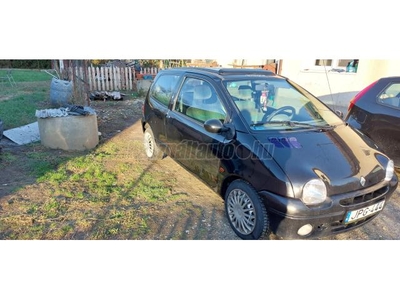 RENAULT TWINGO 1.2 16V Privilege