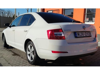 SKODA OCTAVIA 1.6 CR TDI Elegance DPF