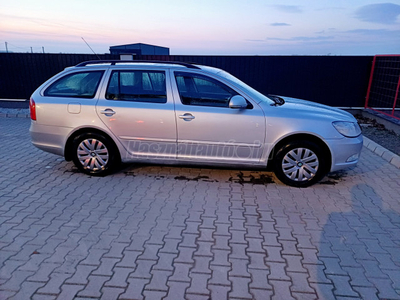 SKODA OCTAVIA Combi 1.4 Classic