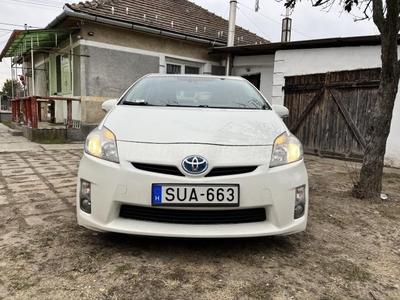 TOYOTA PRIUS 1.8 HSD Premium (Automata)