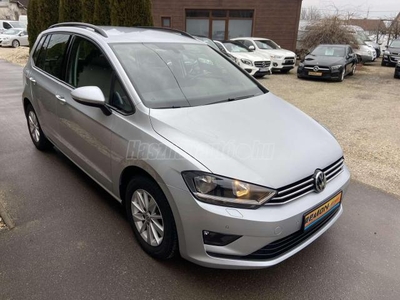 VOLKSWAGEN GOLF SPORTSVAN 1.6 TDI Comfortline BMT SZ.KÖNYV ESP ÉRINTŐ KÉPERNYŐ TEMPOMAT ÜLÉSFŰTÉS 52E KM