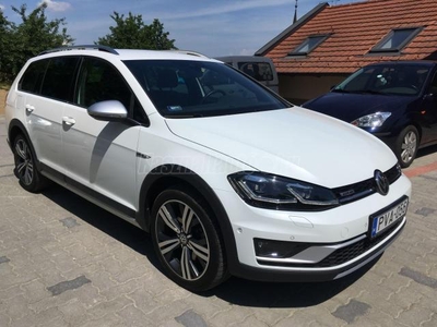 VOLKSWAGEN GOLF VII Variant 2.0 TDI BMT Alltrack 4Motion DSG 1. Tulaj.. xenon. digit műszerfal