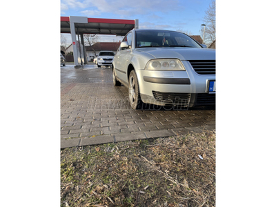 VOLKSWAGEN PASSAT V 1.9 PD TDI Comfortline Business 4Motion