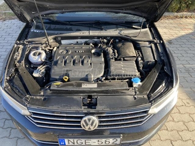 VOLKSWAGEN PASSAT VIII Variant 2.0 TDI BMT Comfortline DSG