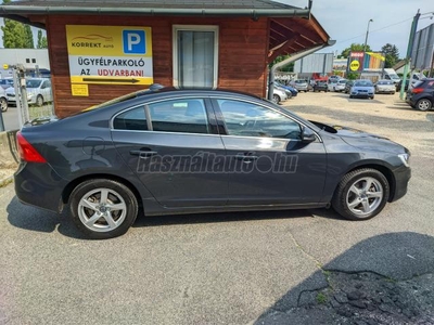 VOLVO S60 2.0 D [D2] Kinetic