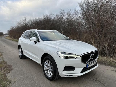 VOLVO XC60 2.0 [D3] Momentum Pro