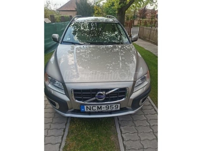 VOLVO XC70 2.4 D [D5] AWD Kinetic Geartronic