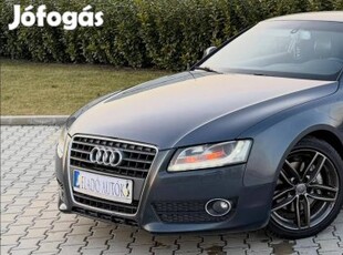 AUDI A5 Coupé 2.7 TDI DPF multitronic /Frissen...