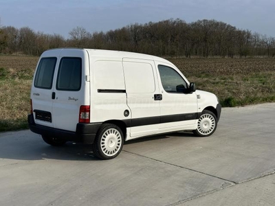 CITROEN BERLINGO 1.6 HDi 800 Névreírva