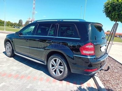 MERCEDES-BENZ GL 350 CDI BlueEFFICIENCY 4M (Automata) (7 személyes )