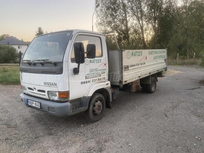 NISSAN CABSTAR 3.0 TD E 120.45 T3 P4