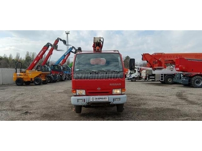 NISSAN CABSTAR Multitel 160 ALU DS - 16m