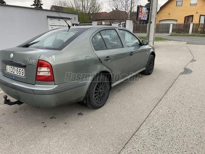 SKODA OCTAVIA 1.6 Classic Plus