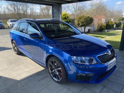 SKODA OCTAVIA Combi 2.0 CR TDI RS Euro 6 Magyarországi. végig vezetett szervizkönyv