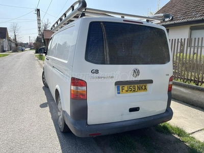 VOLKSWAGEN TRANSPORTER T5 1.9 TDI