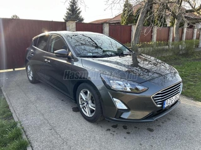 FORD FOCUS 1.5 EcoBoost Titanium