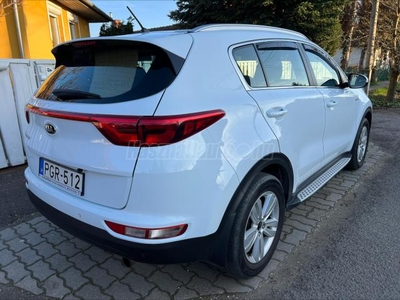 KIA SPORTAGE 1.6 GDI LX Magánszemélytől Garázsban tartott. kitűnő megkímélt állapotban