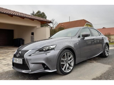 LEXUS IS 300h F-Sport&Safety&Sunroof (Automata)