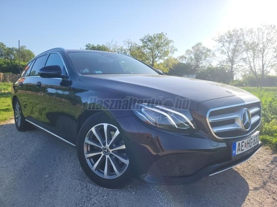 MERCEDES-BENZ E 220 d T 9G-TRONIC Widescreen Headup 4xÜlésfűtés Vhorog LED Ambient Light