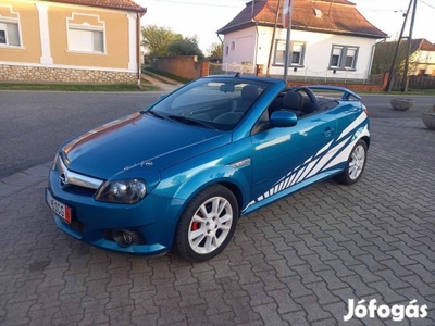 Opel Tigra TT 1.4 16V Sport Egyedi megjelenés