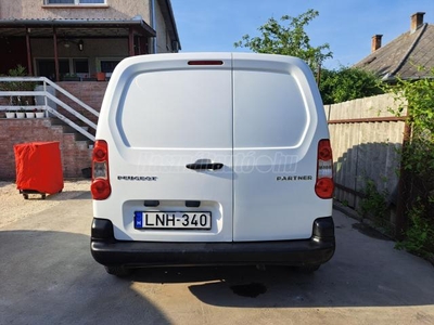 PEUGEOT PARTNER 1.6 HDi Confort Pack L1 Mo-i.sz.könyv.251e.km.2 év vizsga.Szép állapot