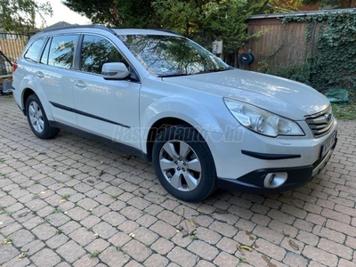 SUBARU OUTBACK 3.6 R Exclusive (Automata)