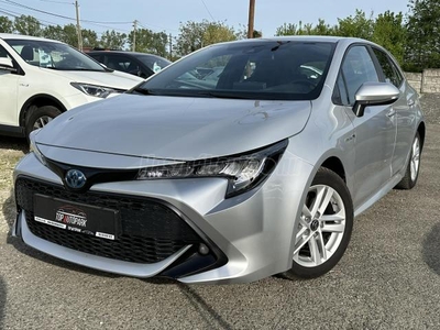 TOYOTA COROLLA 1.8 Hybrid Comfort e-CVT Ülésfűtés/Navigáció/Tolatókamera