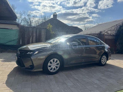 TOYOTA COROLLA Sedan 1.6 Active