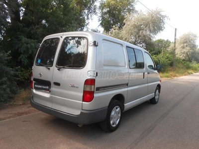 TOYOTA HI-ACE Hiace 2.5 D4-D Panel Van H1