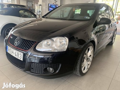 Volkswagen Golf 2.0 TFSI GTI Márkakereskedésből!