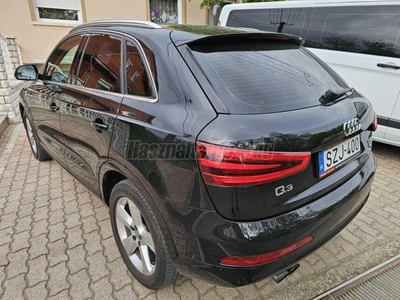 AUDI Q3 2.0 TFSI quattro S-tronic