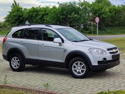 CHEVROLET CAPTIVA 2.4 LS 7 személyes benzin-gáz üzemű SUV