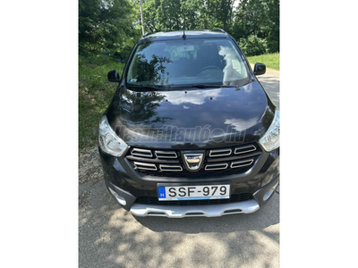 DACIA LODGY 1.3 TCe 15th Celebration DFULL (7 személyes )