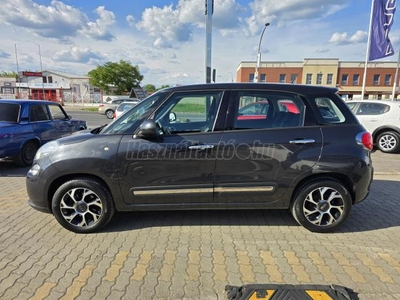 FIAT 500L 1.4 16V Lounge Megkímélt autó - téli nyári gumi gyári FIAT alufelnin