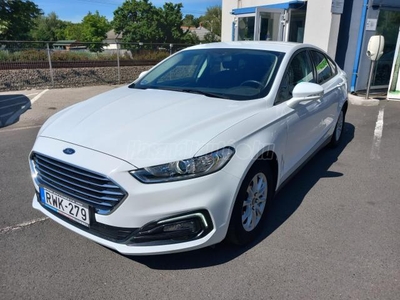 FORD MONDEO 1.5 EcoBoost Business kevés km
