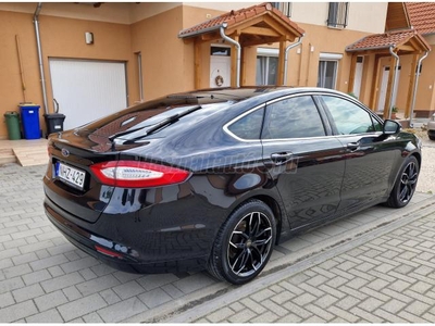 FORD MONDEO 2.0 TDCi Titanium Powershift