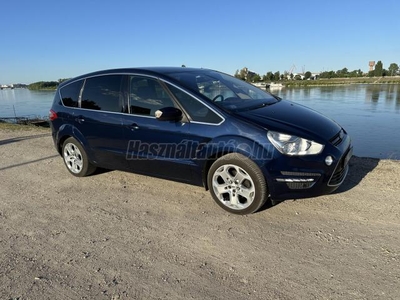 FORD S-MAX 2.0 TDCi Titanium