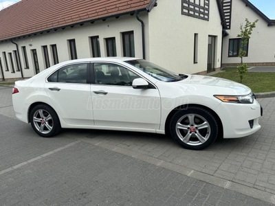 HONDA ACCORD 2.2 i-DTEC Elegance ÜLÉSFŰTÉS-TEMPOMAT-FRISS 2 ÉV VIZSGA