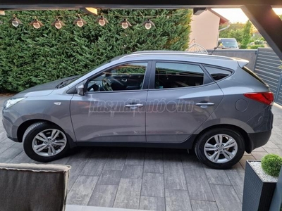 HYUNDAI IX 35 ix35 1.6 GDi Comfort magyarországi gépjármű ülésfűtés elöl hátul levehető vonóhoroggal