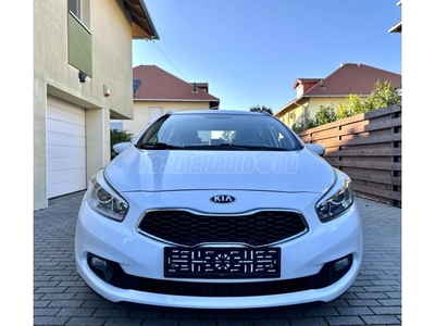 KIA CEE'D SW 1.4 CRDI EX Klíma/Multikormány/Alufelni/Szervizkönyv // 127.000 km //