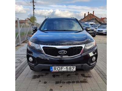 KIA SORENTO 2.2 CRDi EX (Automata) napfénytető. vonóhorog