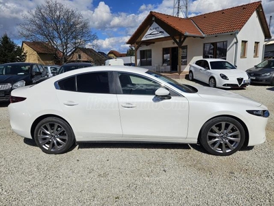 MAZDA 3 2.0 Skyactiv Plus (Automata)