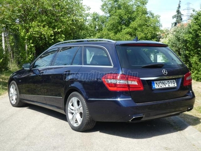 MERCEDES-BENZ E 350 CDI T 4MATIC BlueEFFICIENCY Avantgarde (Automata)