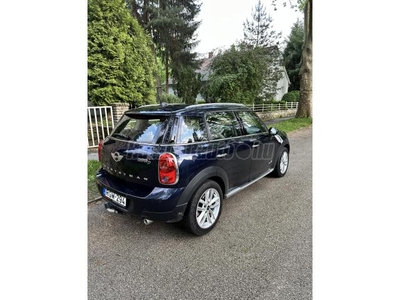 MINI COUNTRYMAN Cooper2.0 D ALL4 (Automata)