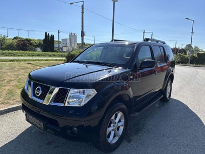 NISSAN PATHFINDER 2.5 Tdi SE (Automata) Full extra!