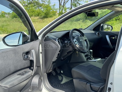 NISSAN QASHQAI+2 1.5 dCi Tekna 2WD