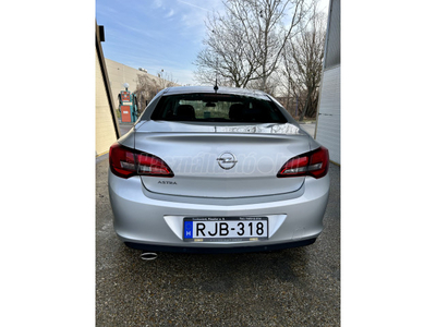 OPEL ASTRA J 1.4 T Enjoy