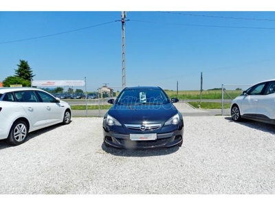 OPEL ASTRA J GTC 1.7 CDTI EcoFLEX Start-Stop Sport Digit klíma.Tempomat.Parkradar.Szervizmúlt