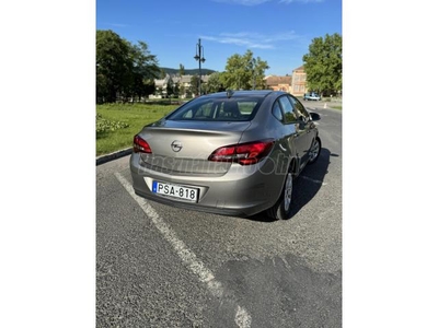 OPEL ASTRA J Sedan 1.6 Enjoy EURO6