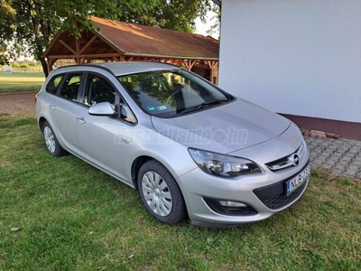 OPEL ASTRA J Sports Tourer 1.7 CDTI EcoFLEX Start-Stop Cosmo NAVI.MULTIKORMÁNY.TEMPOMAT.ÜLÉSFŰTÉS.VHOROG.FRISS MŰSZAKI